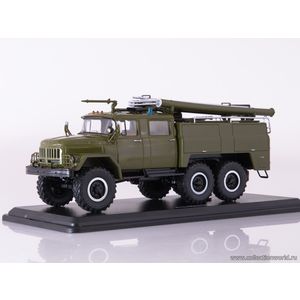 масштабные модели военной техники АВТОЦИСТЕРНА АЦ-40 (131) 1 43