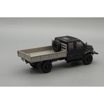 масштабная модель ГАЗон C42A33 бортовой, черный / серый 1 43