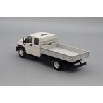 масштабная модель ГАЗон C42R33 бортовой, белый / серый 1 43