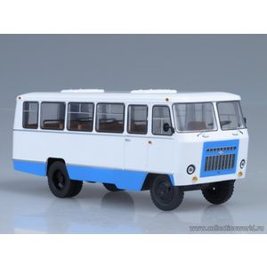 масштабные модели автобуса Г1А1-02 «Кубань»бело-голубой 1 43
