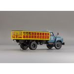 масштабная модель СТБ1-52 1989-90 Латвия перевозка газовых баллонов 1 43