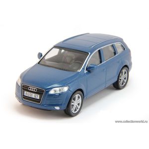 масштабные модели автомобиля AUDI Q7 1 43
