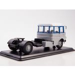 масштабная модель ИКАРУС 620 тягач 1 43