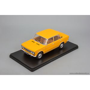 масштабные модели автомобиля ВАЗ 21035 1 24