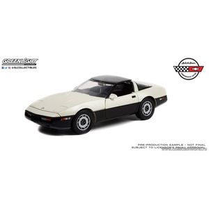 масштабные модели автомобиля Chevrolet Corvette C4 1986 1 18