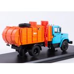 масштабная модель ЗИЛ-4333 Мусоровоз с боковой загрузкой МКМ-2 1 43