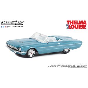 масштабные модели автомобиля Ford Thunderbird Convertible (открытый) 1966 из к/ф Тельма и Луиза 1 43