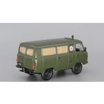 масштабная модель УАЗ-452А 1 43