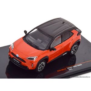 масштабные модели автомобиля Toyota Yaris Cross 2022 1 43