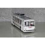 масштабная модель Троллейбус ЗиУ-5 Иней 1 43