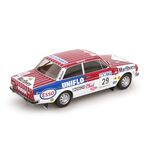 масштабная модель Volvo 142 #29 Alen/Toivonen Ралли Тысяча озёр 1973 1 18