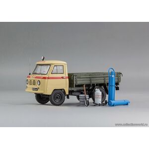 масштабные модели грузовика УАЗ-450Д «Аварийная» «ГорГаз» Душанбе, Таджикистан - 1963 г. с аксессуарами в кузове 1 43