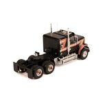 масштабная модель Freightliner FLC 120 64 T 1977 седельный тягач 1 43