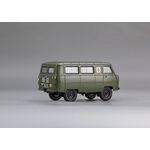 масштабная модель УАЗ-450A «Медицинская Помощь» МО СССР - 1962 г. (интерьер армейский - 4 носилок) 1 43