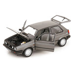 масштабная модель Volkswagen Golf 2 Champion 1989 1 18