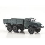 масштабная модель Модель-377 Покоритель проселков 1 43