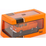 масштабная модель Volkswagen T2b пикап с двойной кабиной 1982 1 43