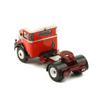 масштабная модель Bernard 150 MB седельный тягач 1951 1 43