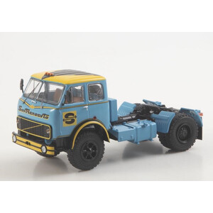 масштабные модели грузовика МАЗ-5429 1 43