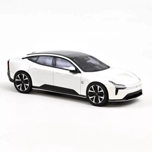 масштабные модели автомобиля Volvo Polestar 5 2025 1 43