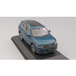 масштабная модель Volkswagen Tiguan L 1 43