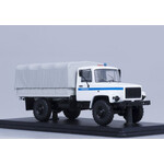 масштабная модель Модель-3308 4х4 (двигатель ЗМЗ-513) бортовой с тентом, Милиция 1 43