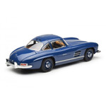 масштабная модель Mercedes-Benz 300 SL W198 Gullwing 1954 1 18