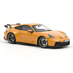 масштабная модель Porsche 911 GT3 2021 Bahama Yellow 1 18