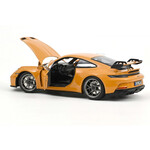 масштабная модель Porsche 911 GT3 2021 Bahama Yellow 1 18