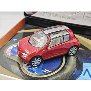 масштабные модели автомобиля Renault Zoe red 200 1 43