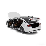 масштабная модель Nissan Teana Altima 2022 Белый 1 18