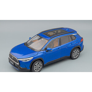 масштабные модели автомобиля TOYOTA Corolla Cross 2022 1 18