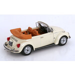 масштабная модель Volkswagen 1303 (Beetle) кабриолет открытый 1972 1 18