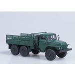 масштабная модель Миасский грузовик 375Д бортовой 1 43