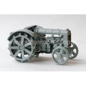 масштабные модели специальной техники Трактор Фордзон-Путиловец 1 43