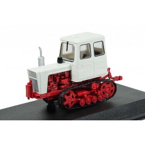 масштабные модели специальной техники Трактор Т-54В 1 43