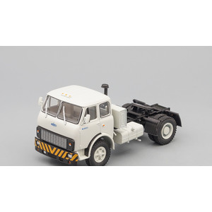 масштабные модели грузовика МАЗ 5428 тягач (1977) белый 1 43